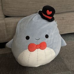 Whale With Hat Plushie 
