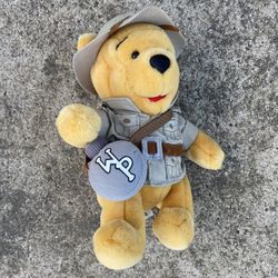 WALT Disney WORLD Parks Animal Kingdom Safari Winnie Pooh Explorer Plush 9"
