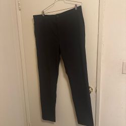 Pants size  40x34 black color like new