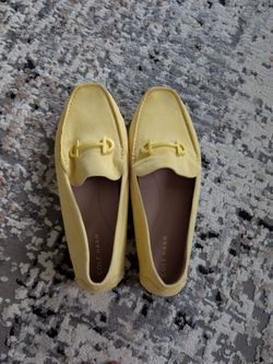 brand new COLE HAAN yellow loafers