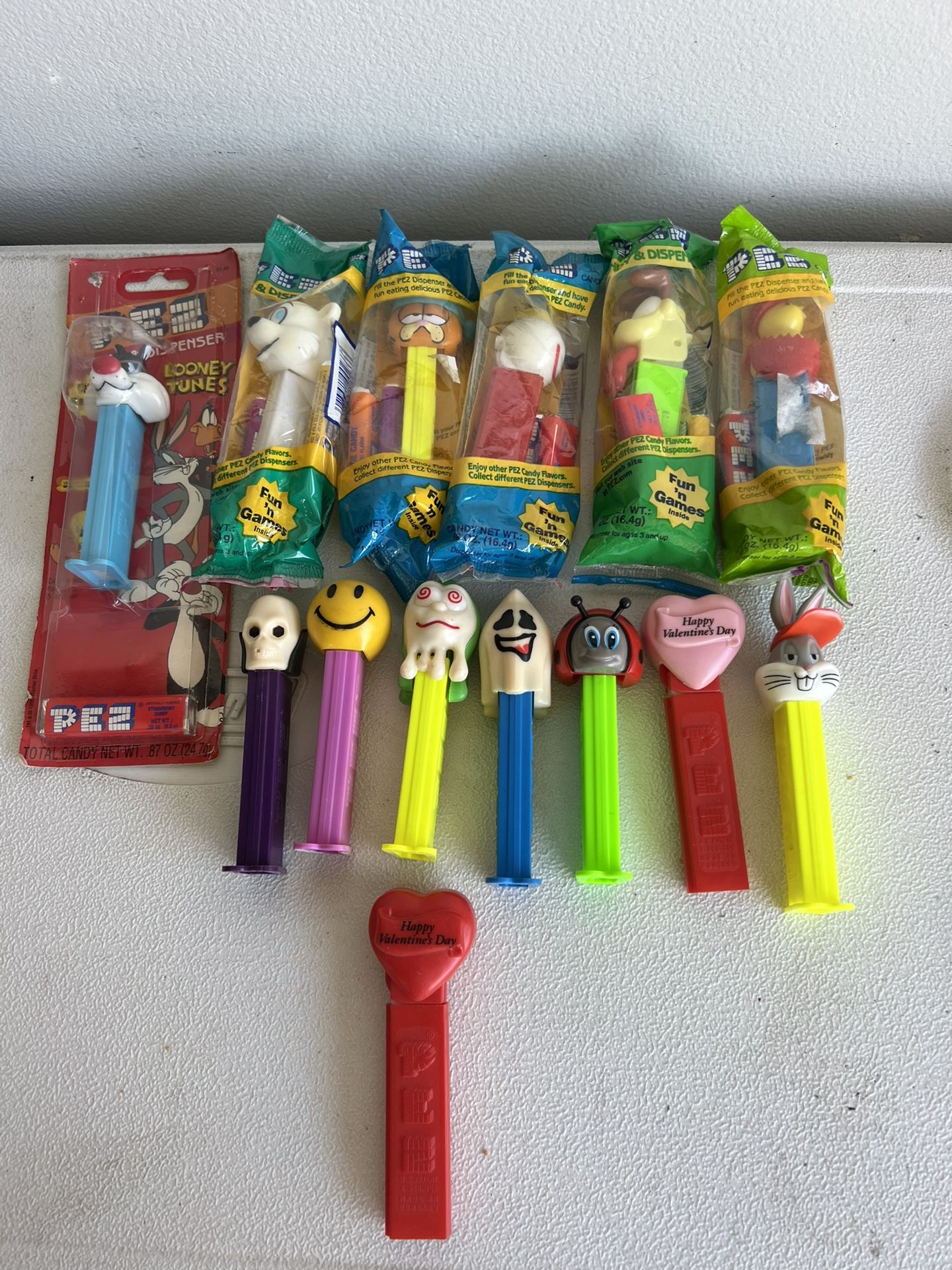 Vintage Pez Candy & Dispenser Collectibles