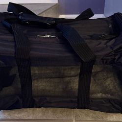 Sherpa Pet Carrier Large - Black - $25