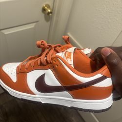 Nike Dunks Low ‘Bronze Eclipse’