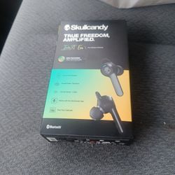 SKULLCANDY WIRELESS EARBUDS 