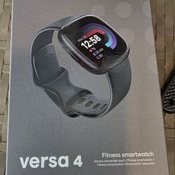 Fitbit Versa 4 