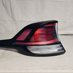 Kia Sportage Left Tail Light 2023-2024