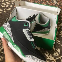 Air Jordan 3 Pine Green