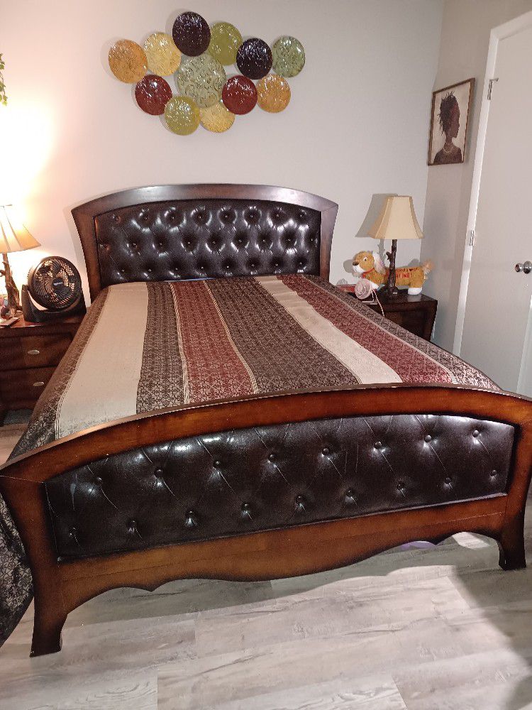 8 Piece Queen Bed Set and more