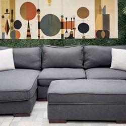 (Free Delivery 🚚) Charcoal Ashley Furniture 2 Piece Sectional Couch w/Chaise & Storage Ottoman