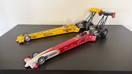 Two diecast dragster’s