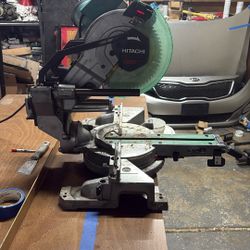 Hitachi 10 inch dual bevel miter saw