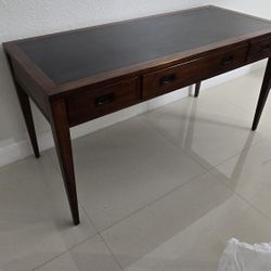 Hooker Furniture Office Desk 