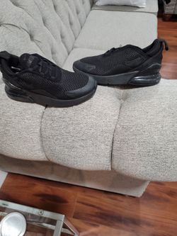 NIKE AIR 270 ZISE 1.5y