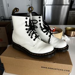 Doc Marten Boots