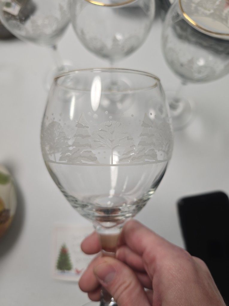 Libbey Winter Wonderland Wine Glassss