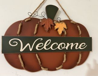 Fall Pumpkin Welcome Sign Wall Decor