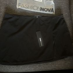 Fashion Nova Minifalda 