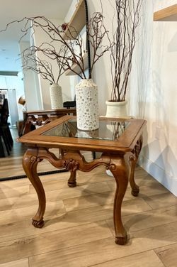 Vintage Side End Table, Wooden Glass Top— Great Condition