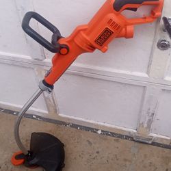 Weed Wacker Excellent Condition Works Great 