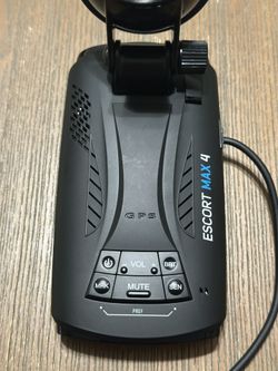 Escort MAX 4 Radar Detector
