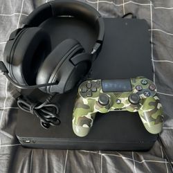 PS4 Slim