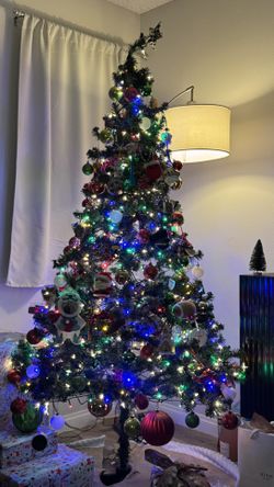 Christmas Tree Pre Lit