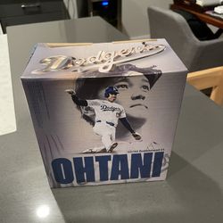 OHTANI 50-50 BOBBLEHEAD