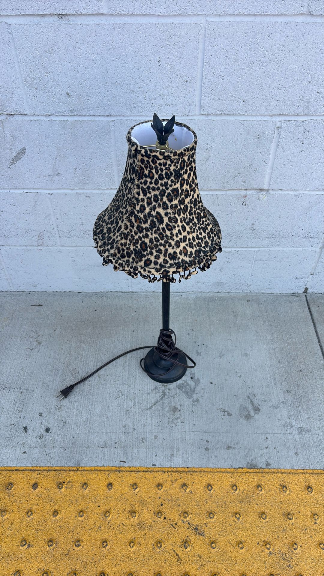 Cheetah lamp