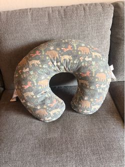 Baby boppy pillow