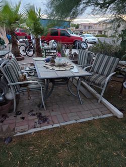 Table + chairs