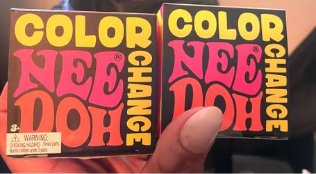 COLOR CHANGING NEEDOHS