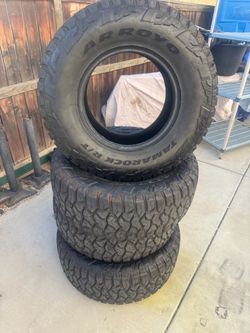 315/70R17