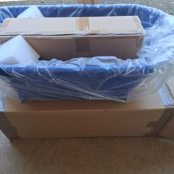 Doggy Bathtub New In The Box