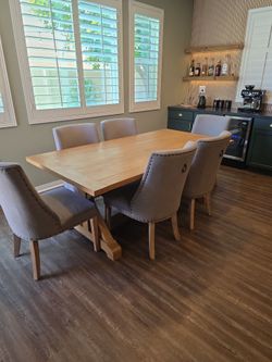 Dining table with 6 chairs