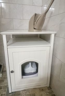 Decorative  wood cat’s litter cabinet