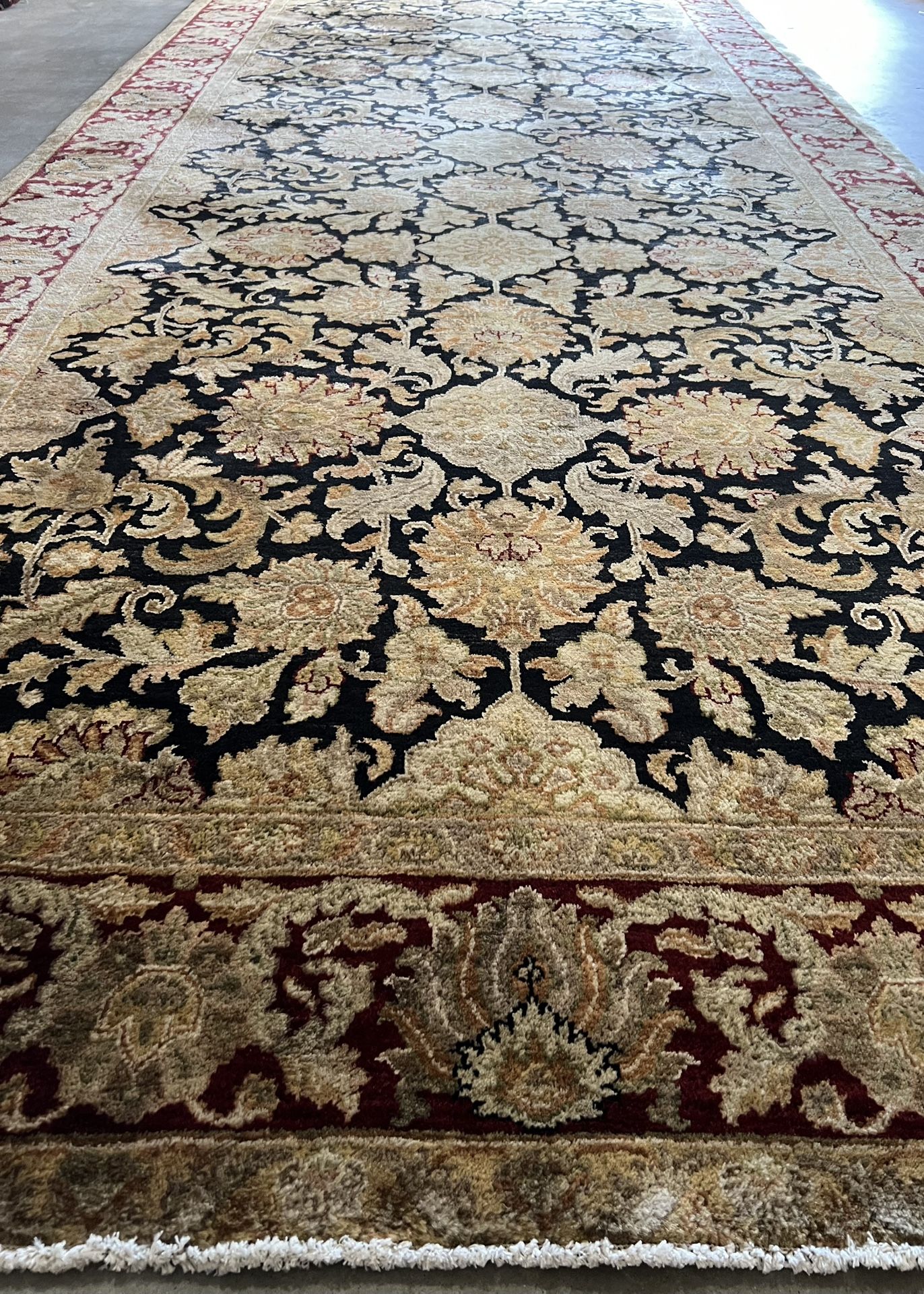 6 X 14 100% Wool Indo- Persian Hand Knotted Rug 