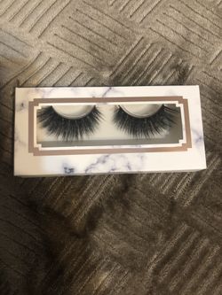 Eyelashes/Pestañas/Falsies