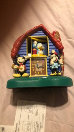 Mickey Musical Clock