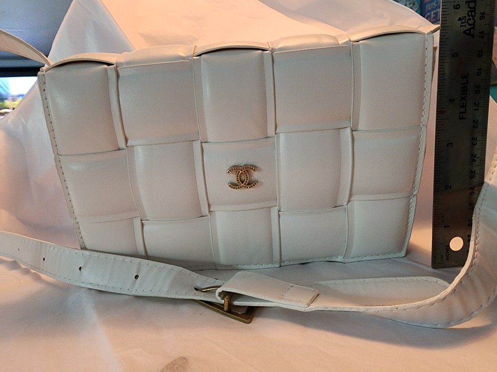 White Woven Vegan Leather Shoulder Bag