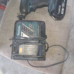 MAKITA drill