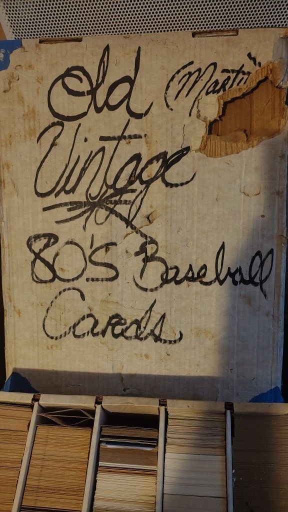 BASEBALL CARDS...5000 Assorted All Brands Of 80s