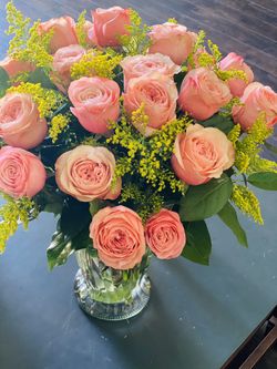 Rose Floral Arrangements in a variety of colors