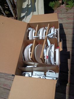 12 pack canless recessed kit, never used