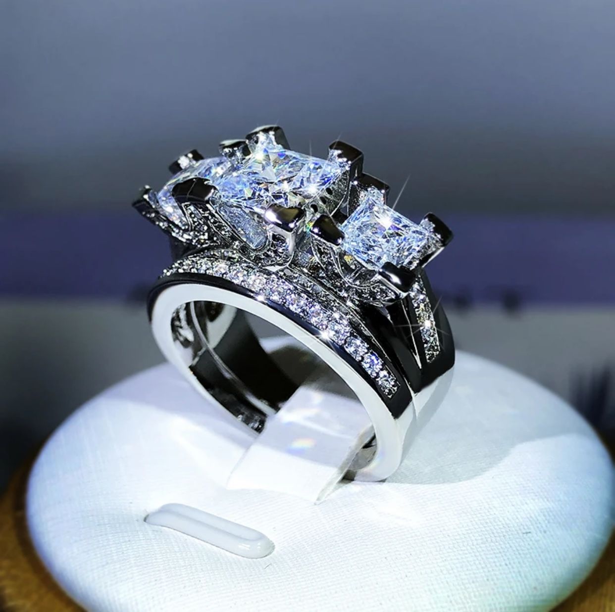 New 18k White Gold Engagement Ring Wedding Ring Set