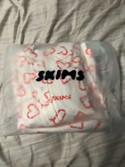 Skims Valentines Day Pj set like New