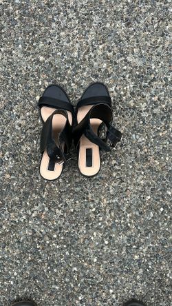 Size 7.5  Forever 21 