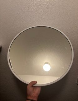 Circle Mirror