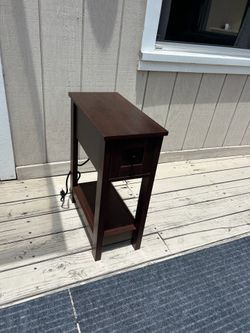 Night stand