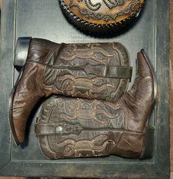Men’s Cowboy Boots Size 9