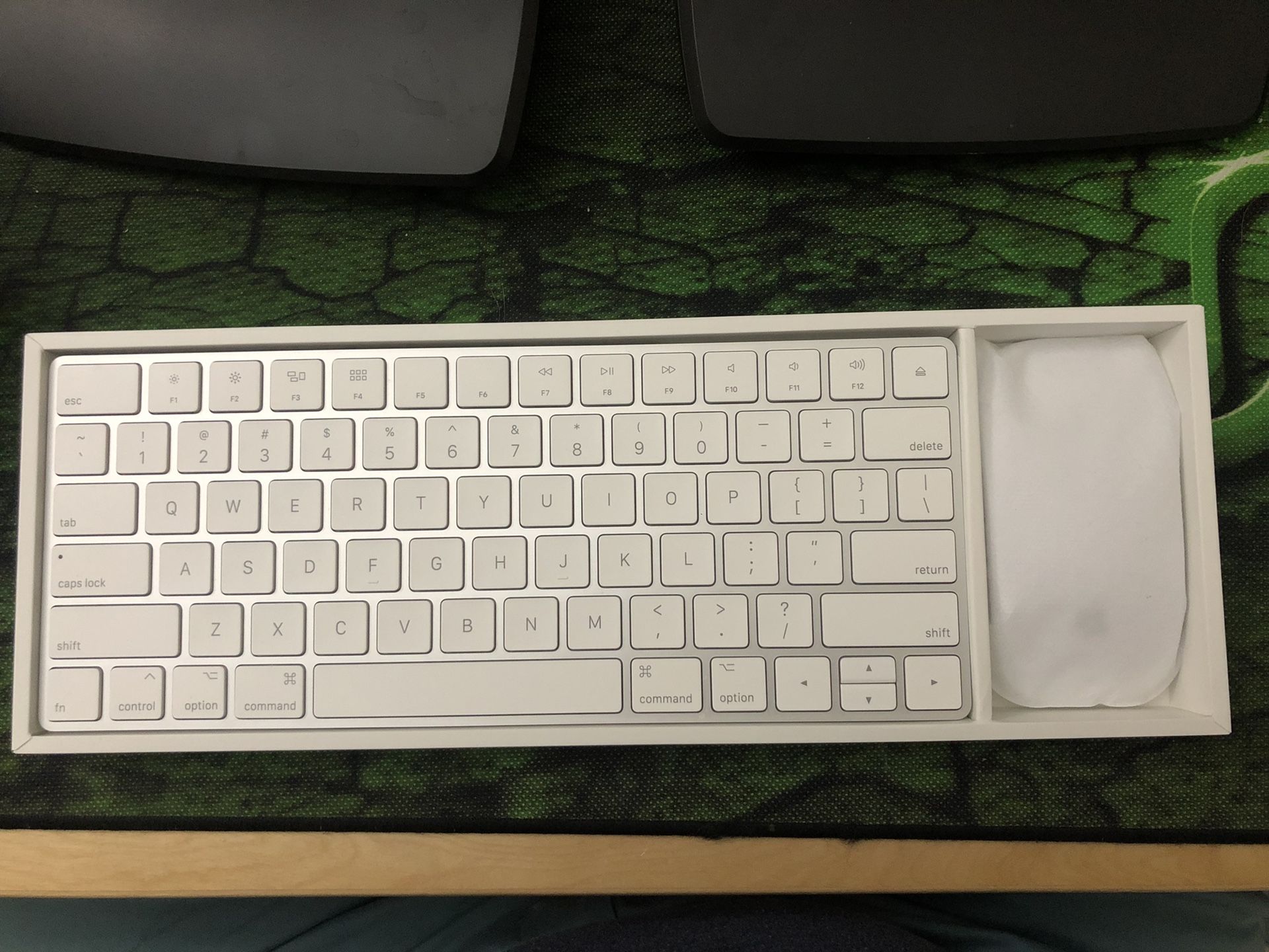 Apple magic keyboard + magic mouse combo